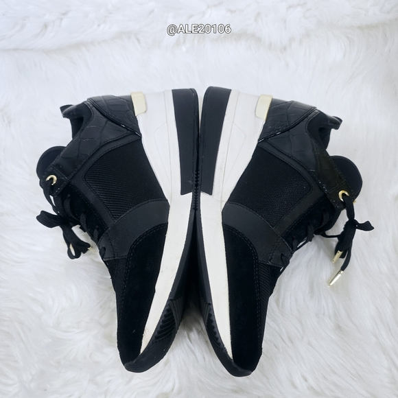 Michael Kors Georgie Nylon and Crocodile Embossed Leather Trainer Sz.9.5 M - Picture 6 of 10